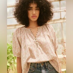The Honey Top in Cream Mini Wild Flower Print